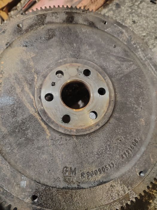 Продам маховик, опель 1.8 8кл