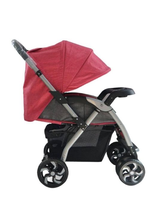 Коляска  детская прогулочная