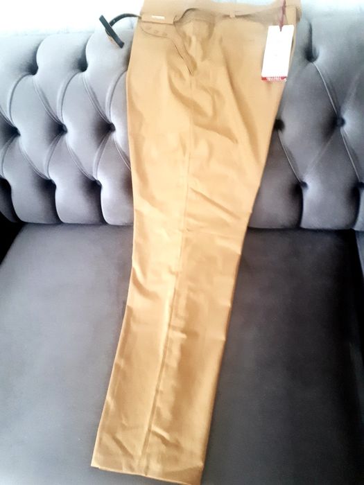 Продам женс.брюки новый