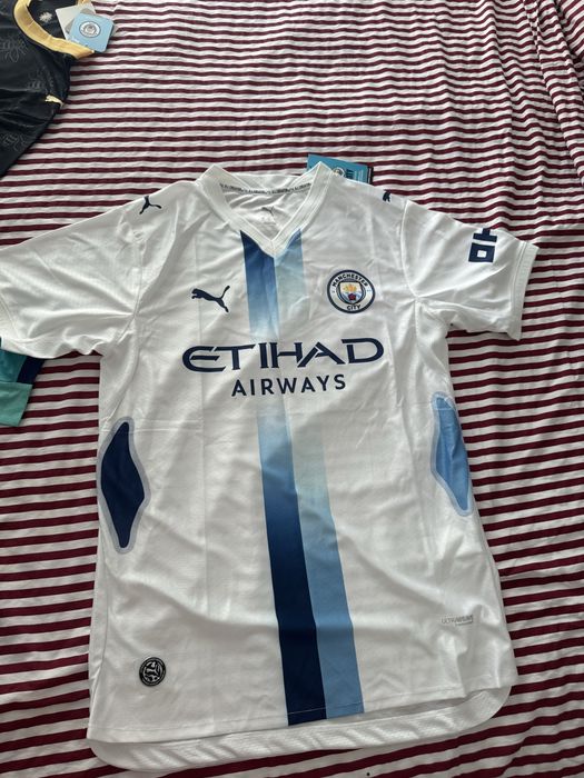Tricou L/XL  Barcelona, Real Madrid, Manchester City  26/27