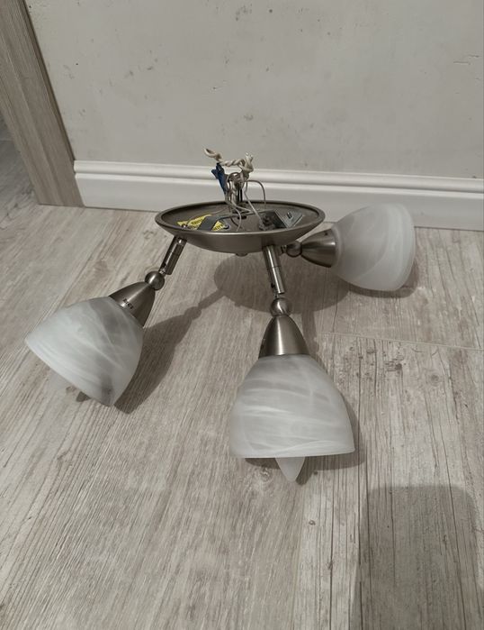 Люстра с бра в наборе