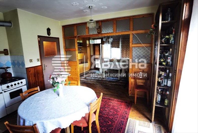 Продава се Къща в с. Падеш, Област Благоевград - 182 кв.м за 385 €/кв.м - Снимка #3