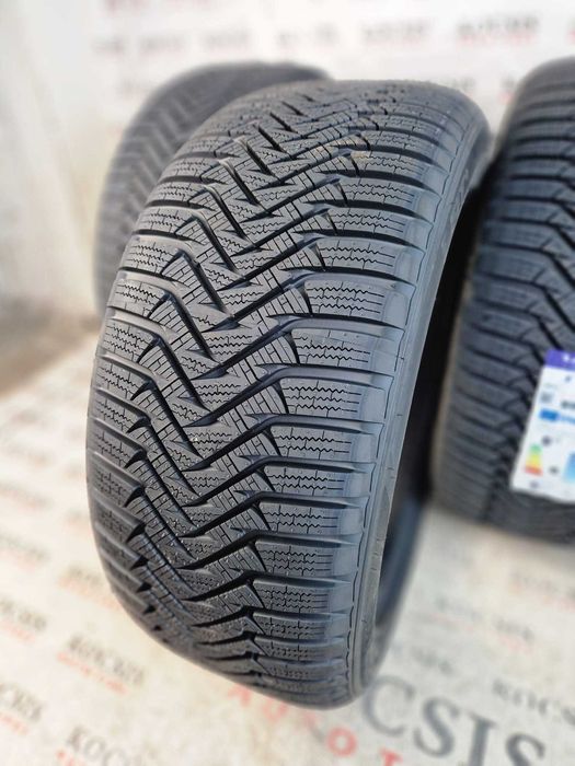 Anvelope noi iarna m+s 225 50 17 Laufenn ( by Hankook )