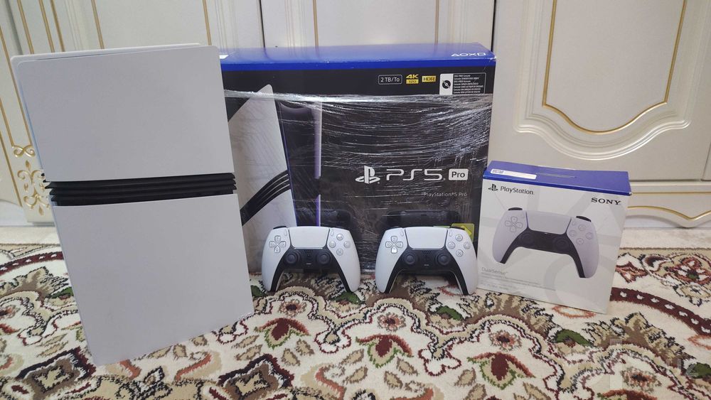 Playstation 5 pro 2Tb CFI-7121 Deluxe 2 джойстик состояние новий