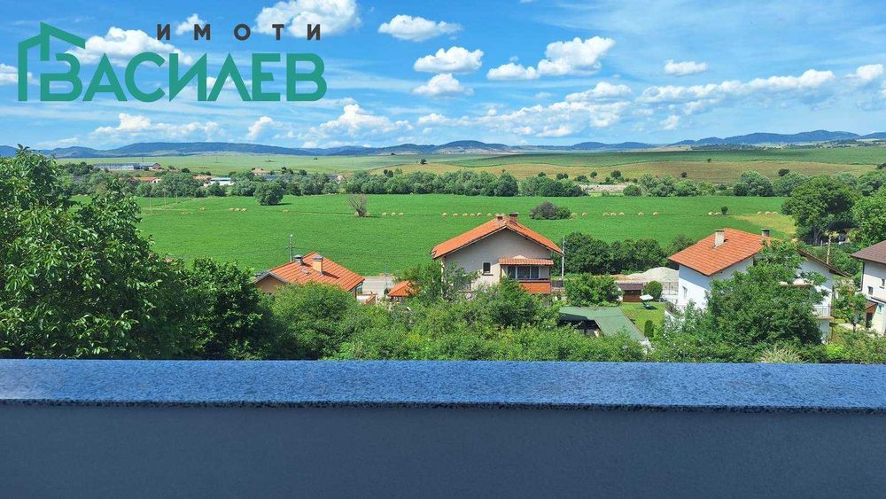 Продава КЪЩА област Перник, с. Ноевци