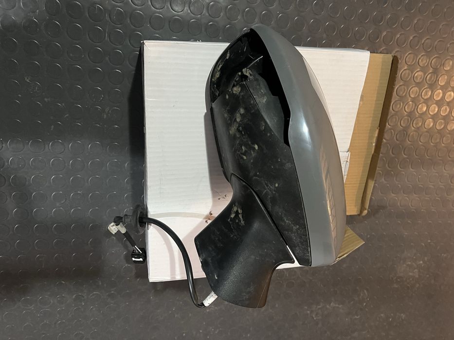 Оригинално огледало за опел / opel astra K за части