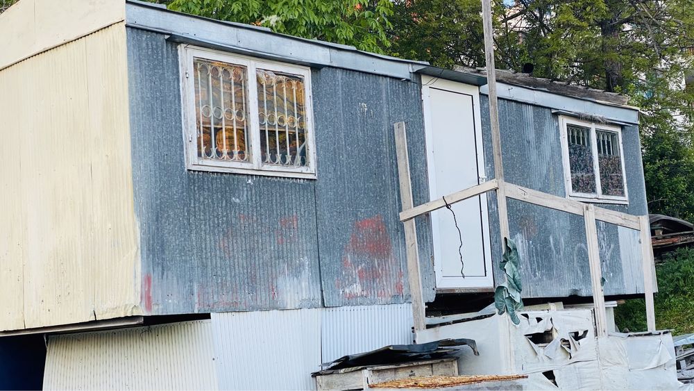 Фургон подвижен + ремарке на колела !