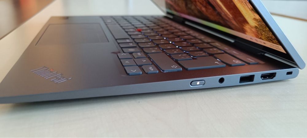 Лаптоп Laptop (ThinkPad) - Type 21KE X1 2-in-1 Gen 9 (Type 21KE, 21KF)