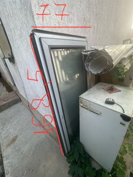 Продам двери окна