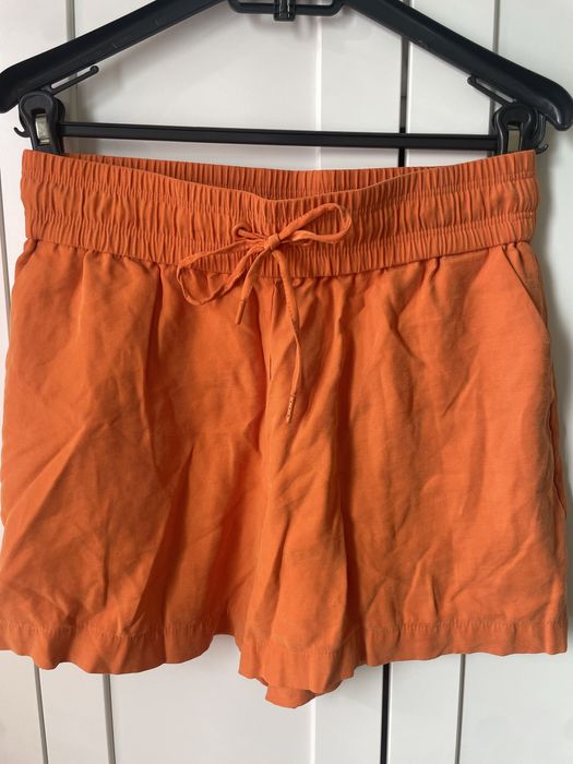 Къси панталонки Reserved