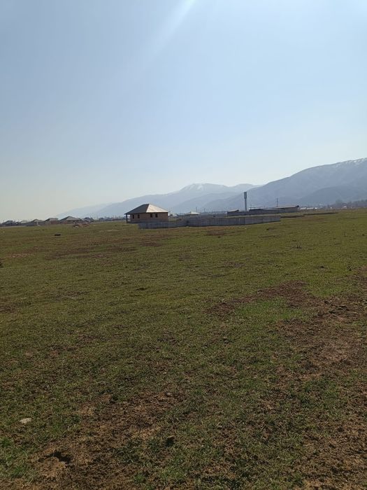 Земельный участок