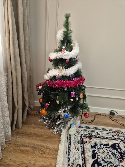 Искусственная елка