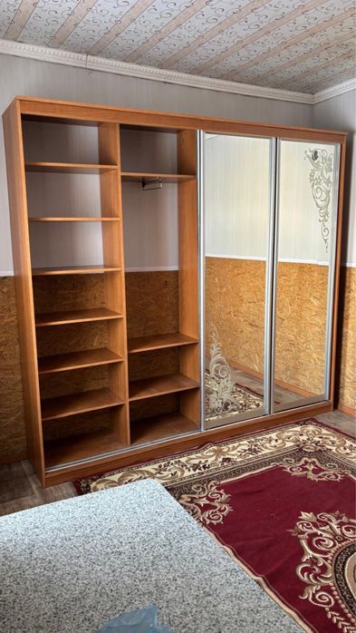 Продам шкаф-купе