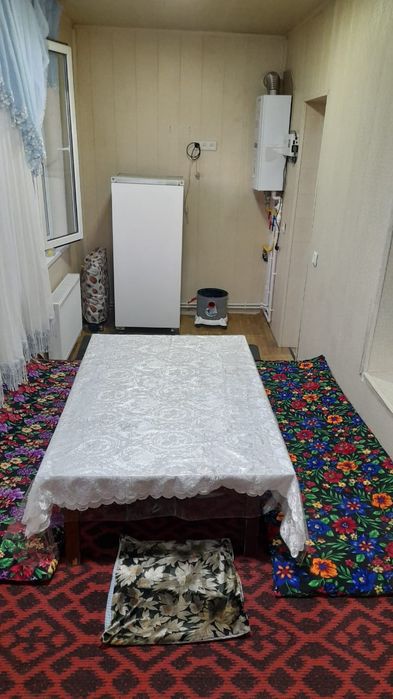 Квартира сотилади. Мадният 9а