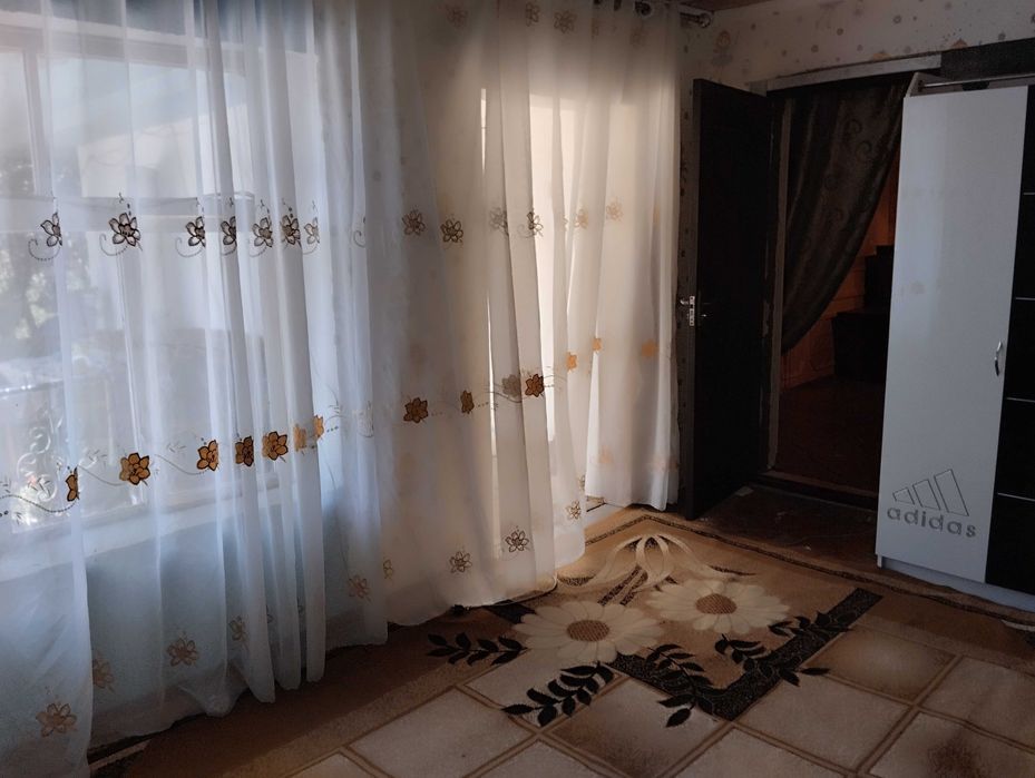 Уй сотилади Ангрен