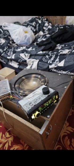 Продам срочно мафон с буфером