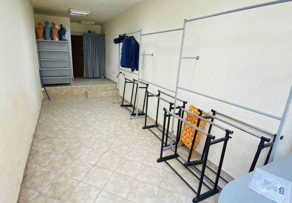 Продава се Офис в Варна, Спортна зала - 30 кв.м за 2067 €/кв.м - Снимка #7