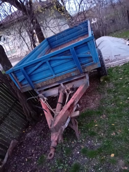 Remorca agricola de 2 tone de vânzare