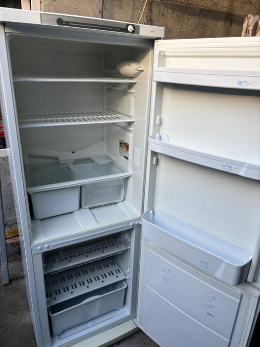 Холодильрик indesit