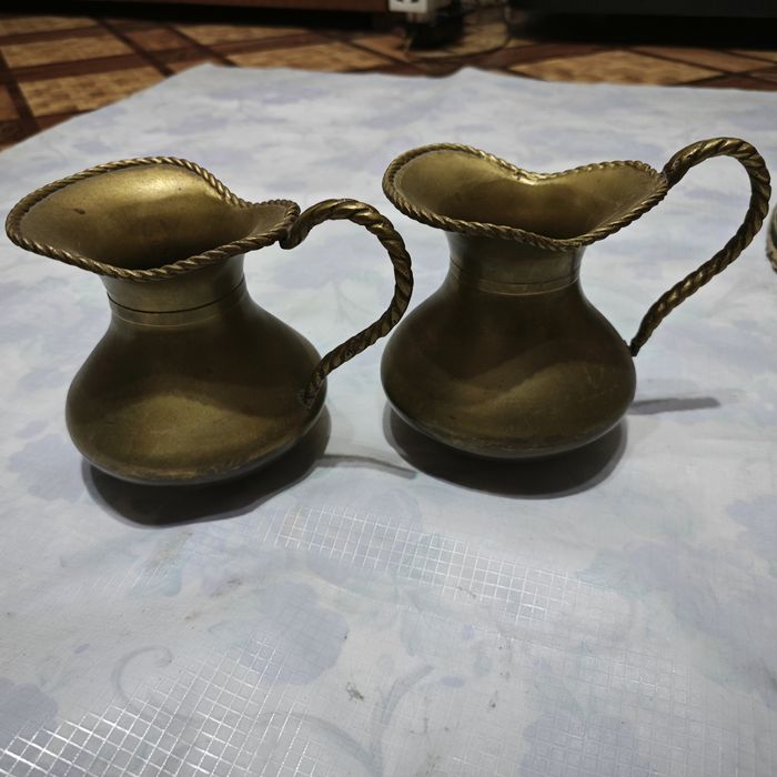 Молочник , маленький кувшин Индия