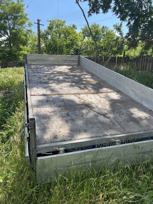 vand remorca Hapert 2,700kg