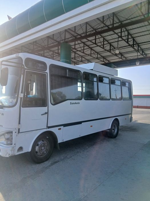 Isuzu NP 26 Metan