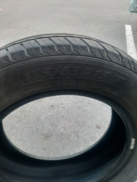Покрышка 185 65r15