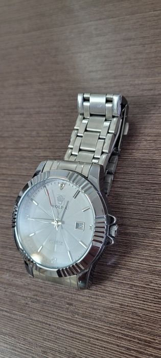 Продам часы Кварцевые" Rolex"