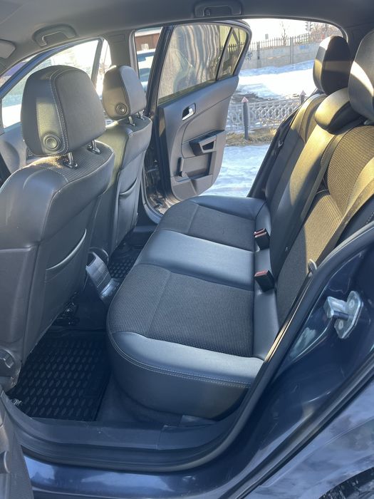 Продам машину в хорошем состояние