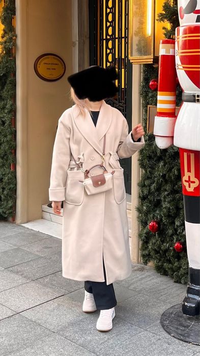 Женское красивое пальто