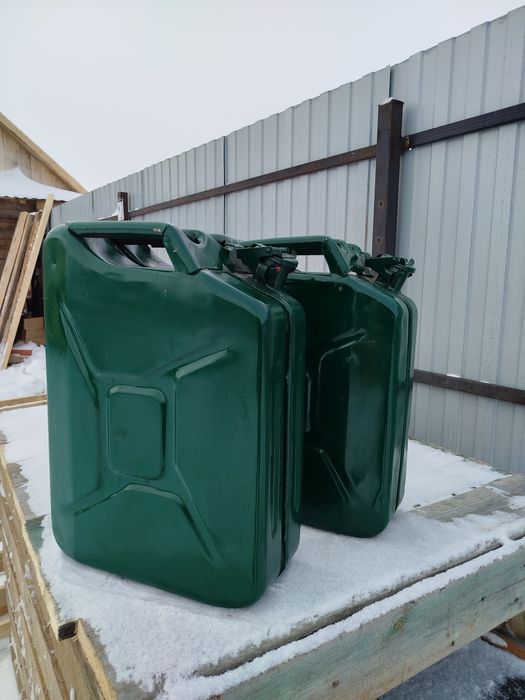 Канистры 20 л советские