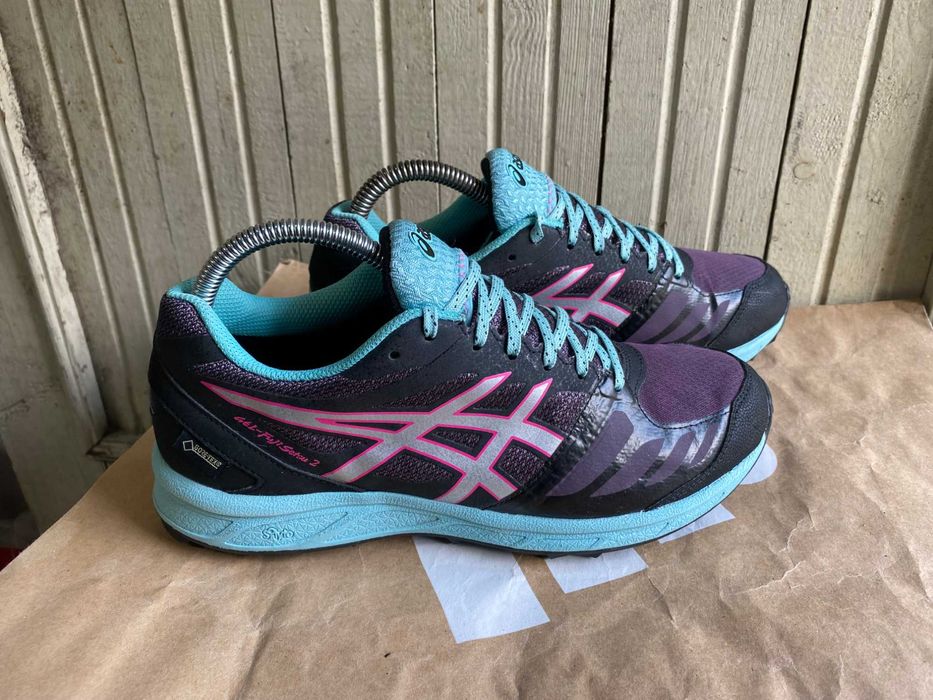 ''ASICS Gel FujiSetsu 2 Gore-Tex''оригинални маратонки 40.5 номер
