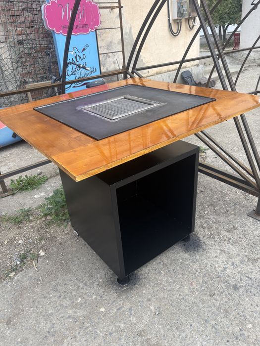 Gratar cu plita si suport