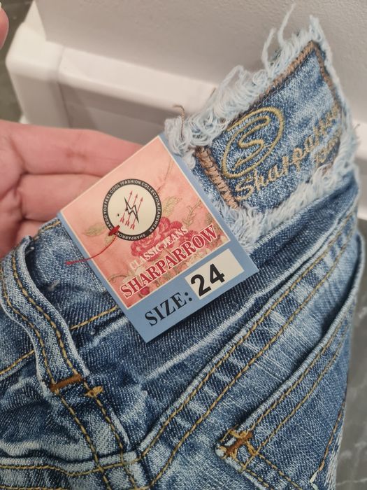 Рядък модел дънки Sharparrowс нови с етикет 24 номер