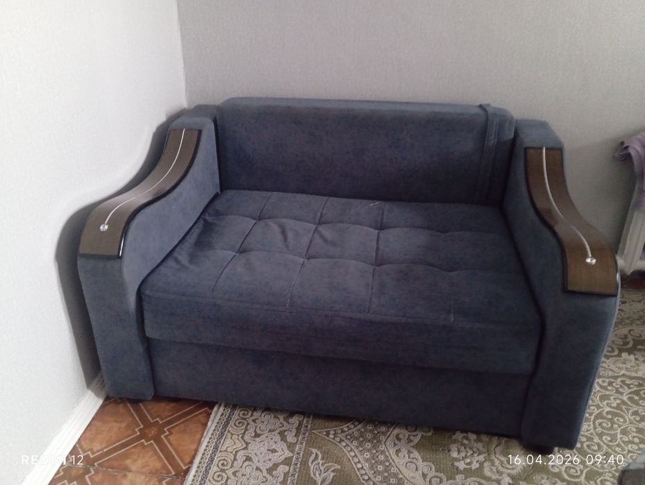 Продам диван и  кресло