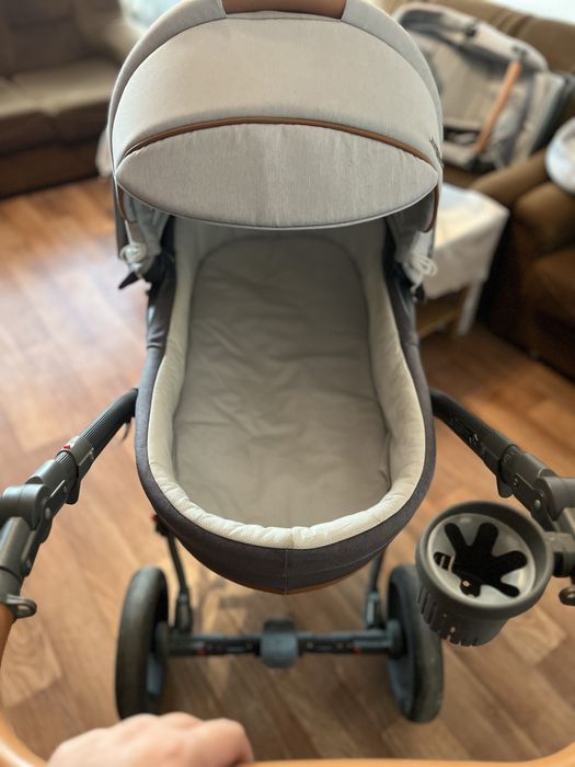 Adamex бебешка количка vicco 3 в 1