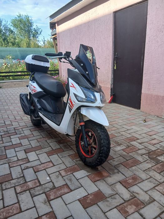 Срочная продажа скутера