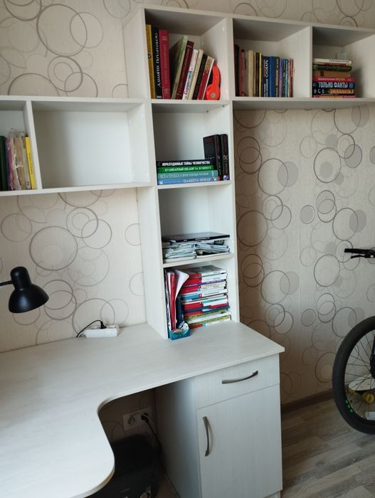 Продам уголок школьника