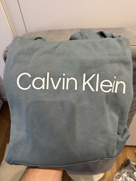 Hanorac Calvin Klein M nou