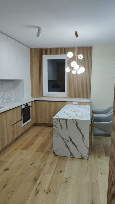 Bucătari LA comandă