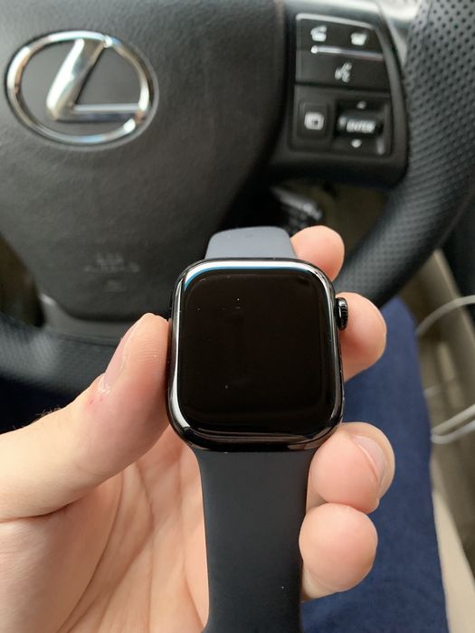 Apple Watch 11 продается