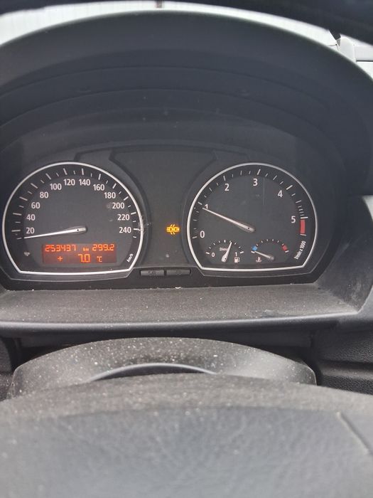 Bmw x3 an 2004 proprietar