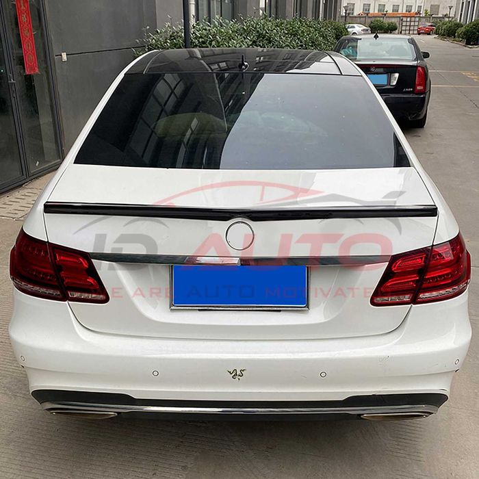 Спойлер за багажник Mercedes E class W212 (08-15), мерцедес, лип, в212