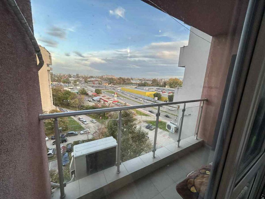 Дава се под наем Двустаен апартамент в Пловдив, Гагарин - 70 кв.м за 408 € - Снимка #6