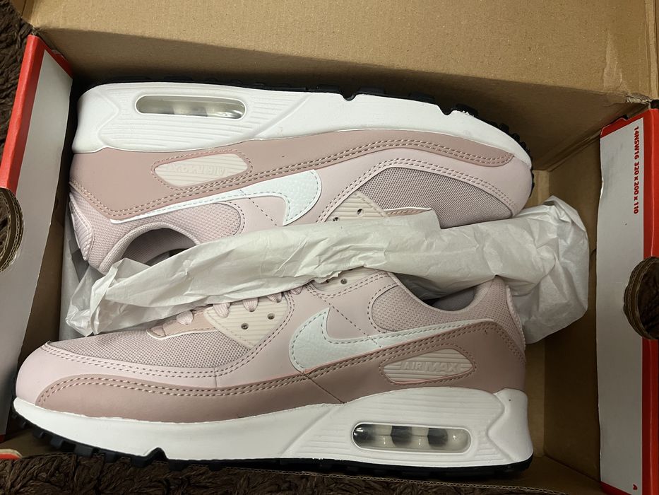 NIKE аir max в бебешко розово