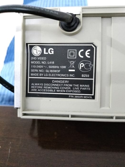 Продаю видеомагнитофон оригинал