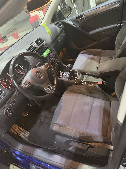 VOLKSWAGEN Golf 2011 — imagine 5