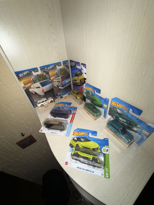 продам запак. машинки hotwheels