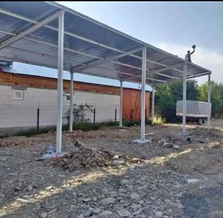 Vând hala metalica cu țeavă pe acoperiș