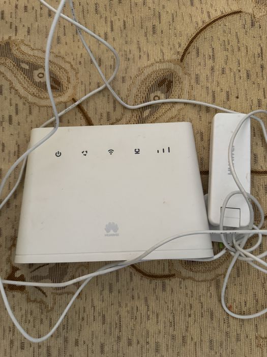 Router 4G Huawei cu antena externa